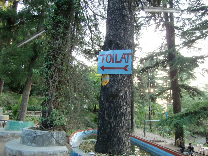 There's even a "Toilat" which means toilet.